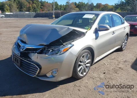 2014 Toyota Avalon Xle Touring z USA, uszkodzony, nr VIN 4T1BK1EB0EU104437